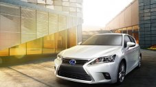 Lexus обнови CT200h