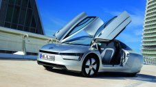 Официално - Volkswagen XL1 стъпи на пазара с цена 110 000 евро