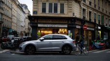 Паркирането на SUV в Париж поскъпва тройно