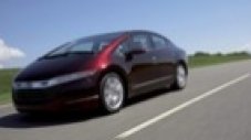 Honda разработва конкурент на Toyota Prius