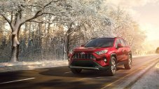 Два милиона Toyota RAV4 са заплашени от самозапалване