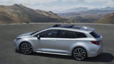 Toyota показа комбито Corolla за Европа