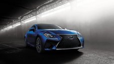 Lexus RC F излиза и като седан