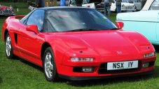 Легендарната Honda NSX навърши 30 г. (ВИДЕО)