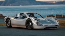 Американци направиха купе с мотоциклетен двигател и мощност на  Porsche 911 GT3