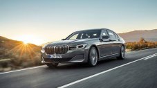 BMW работи върху електрическо i7