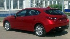 Новата Mazda3 се появи в Русия