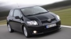 Toyota пуска Auris (Corolla) с три врати