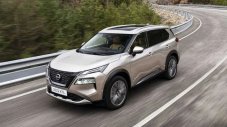Nissan обвини Toyota в измама с разхода на RAV4