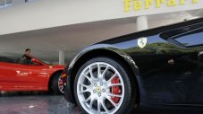 Ferrari увеличава производството
