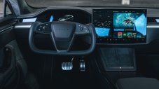Tesla иска пари за използване на навигацията