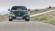 Революцията приключи: тестваме новото Peugeot 308