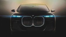 BMW разкри още от новия си флагман
