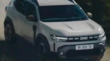 Новата Dacia Duster беше показана в движение