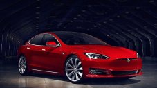 Tesla обнови Model S