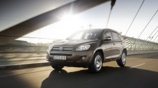 Toyota ще ремонтира RAV4 от 2006 - 2014 г.