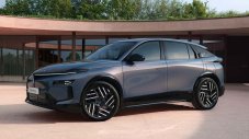 Lancia Gamma се завърна като компактен луксозен кросоувър