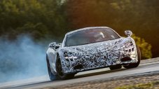Всички модели на McLaren стават хибриди
