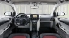 Промени в интериора на Toyota iQ и Aygo
