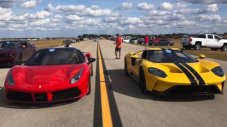 Битка между Ford GT и Ferrari 488 Spider (ВИДЕО)
