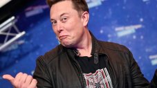 Две думи на Илон Мъск напомпаха погрешна компания с 600 милиона долара