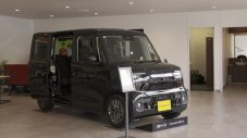 BYD скри инвертора под пода, ще използва тази схема и в Европа