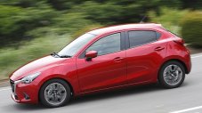 Първи снимки на новата Mazda2