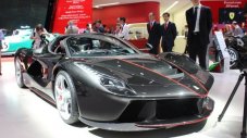Ferrari минава изцяло на хибриди