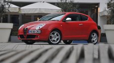 И Alfa Romeo MiTo мина на 2 цилиндъра
