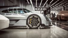 Porsche вече приема поръчки за хиперколата си GT1