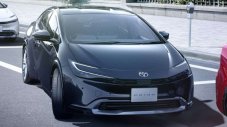 Toyota ще надгражда новите си коли, а няма да ги сменя
