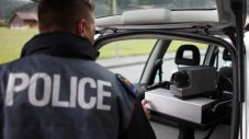 Полицията в ЕС ще спира автомобите от разстояние