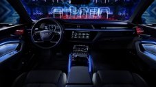 Audi e-tron – 5 екрана и камери вместо огледала