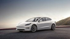 Мъск изпълни обещанието си за Model 3