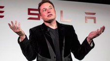 Защо Tesla произвежда повече заглавия, отколкото коли?