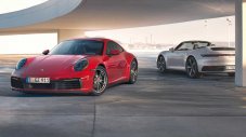 Новото Porsche 911 Carrera 4 вече е 4х4