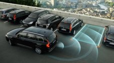 Системата за паркиране греши - Volvo плаща