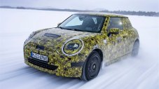 Новит Cooper връща Mini към корените му