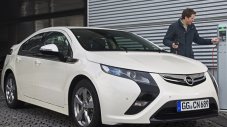 Opel сваля цената на Ampera