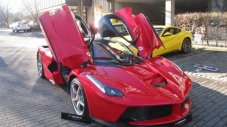 Първото LaFerrari излезе на пазара