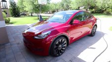 Как ускорява Tesla Model Y?