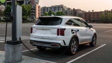 Kia призна, че plug-In хибридите се продават трудно