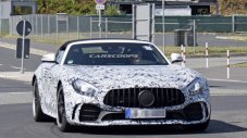 Mercedes-Benz готви най-мощния си роудстър