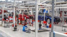Ще успее ли Tesla да реализира &bdquo;лудите" си планове?