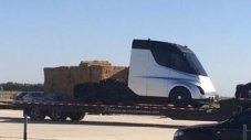 Първа снимка на камиона на Tesla