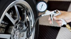 Защо налягането в гумите е толкова важно