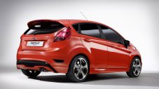 Fiesta ST с 5 врати в Лос Анджелис