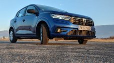 Най-продаваната кола в България вече не е Dacia
