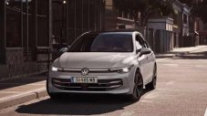 Volkswagen спира производството на Golf и Tiguan