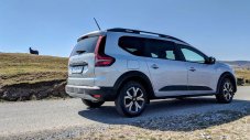 Dacia Jogger: Тестваме най-евтината 7-местна кола в Европа